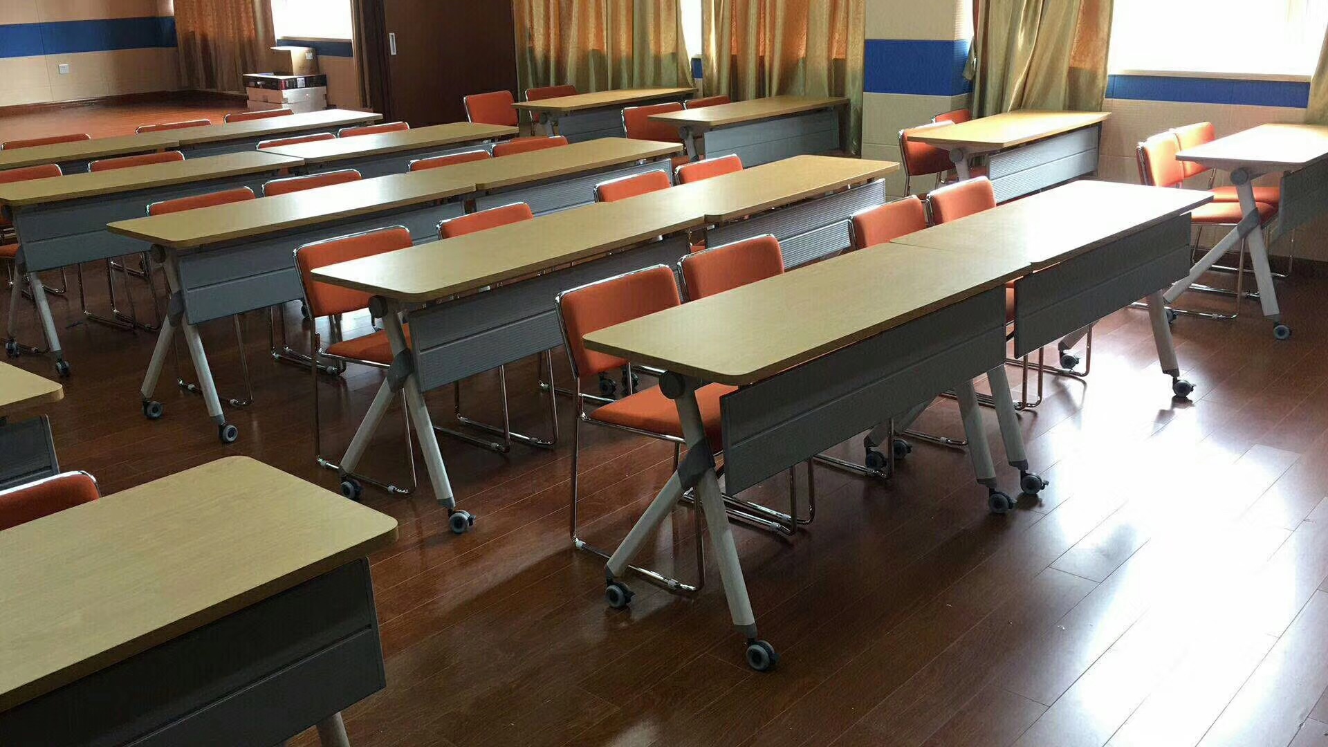 培训中心条桌椅子 培训中心条桌椅子
